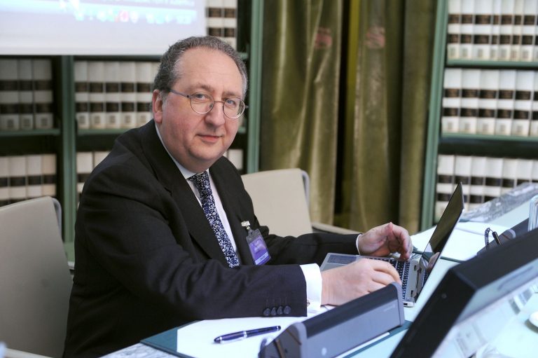 Plauso del Collegio per reputazione internazionale di Alberto Migliore